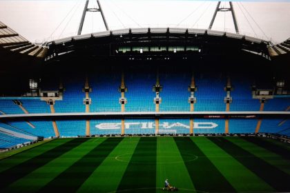 Manchester City anuncia que arquibancada norte do Etihad será chamada “Arquibancada Pep Guardiola”