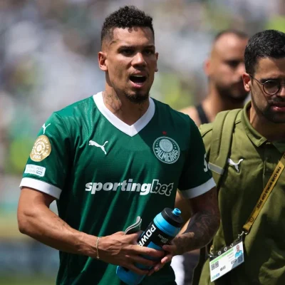 STJD aplica suspensão de um jogo a Paulinho por comemoração em Flamengo x Palmeiras