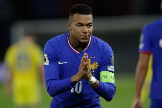 Mbappé lidera acordo com a FFF e França encerra impasse sobre premiação e ingressos