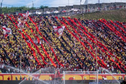 Torcida do Vitória esgota ingressos para jogo de volta da final da Copa do Nordeste