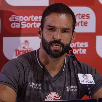 Muriel diz que Náutico está no caminho certo e projeta duelo decisivo contra o Fortaleza