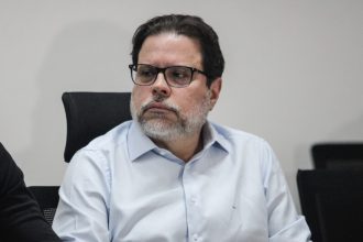 Presidente do Santa Cruz confirma acordo com novos investidores da SAF e exige aporte para pagamento de salários