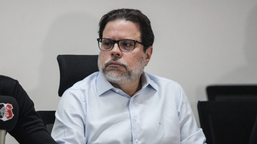 Presidente do Santa Cruz confirma acordo com novos investidores da SAF e exige aporte para pagamento de salários