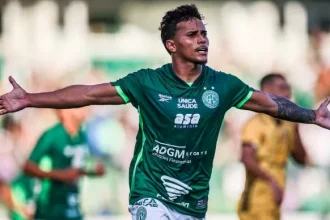 Carlos Eduardo convoca torcida do Guarani para confronto direto contra o Caxias
