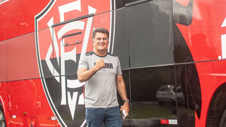 Presidente do Vitória prevê até oito saídas de atletas e revela alvo na Série D