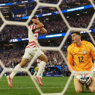 EUA estreia na Copa do Mundo com goleada sobre o Paraguai: 4x1