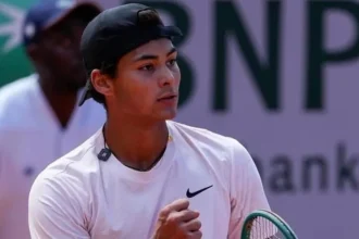 Guto Miguel vence duelo brasileiro e avança à final juvenil de Roland Garros