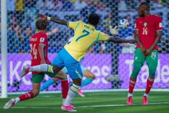 Vinícius Júnior reconhece atuação abaixo do esperado e aponta problemas no gramado na estreia do Brasil na Copa