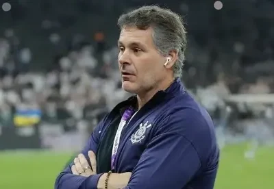 Conselheiros pedem afastamento cautelar do vice-presidente Armando Mendonça no Corinthians