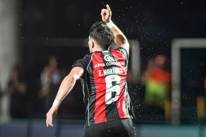 Vitória vira sobre Fortaleza e conquista o penta da Copa do Nordeste