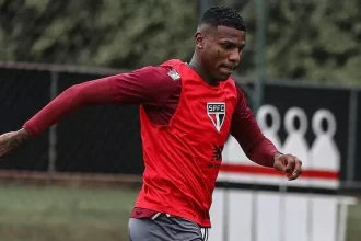 arboleda retorna aos treinos no s o paulo ap s pedido de des 20260624