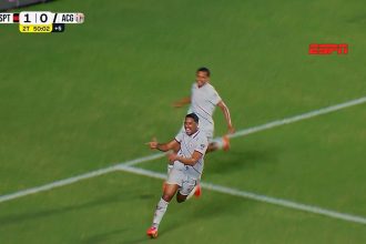 Atlético-GO arranca empate no fim e Renan elogia entrega do time