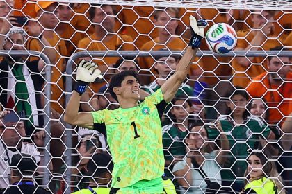 bono brilha novamente e garante classifica o do marrocos s o 20260630