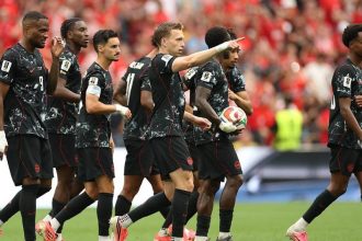 Canadá faz história com goleada de 6 a 0 e conquista 1ª vitória em Copas