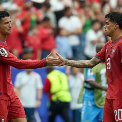 cancelo sai em defesa de cr7 e neymar n o precisam provar na 20260622