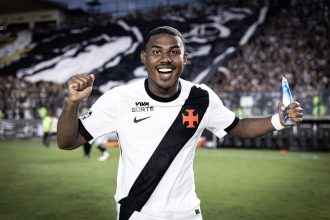 Cuiabano mira Copa de 2030 pela Seleção enquanto se recupera no Vasco