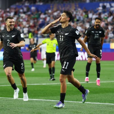 dois gols e hist ria just vira maior artilheiro da nova zel 20260616
