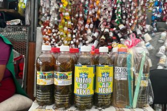 Erveira do Ver-o-Peso cria banho de cheiro para apoiar a Seleção Brasileira