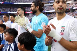 EUA detêm jogadores iranianos em aeroporto sob suspeita de terrorismo