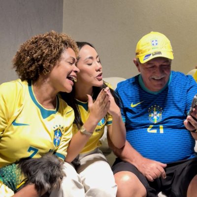 fam lia de matheus cunha chora de emo o ap s duplo gol na co 20260620