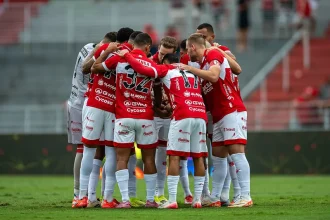 FIFA proíbe CRB de registrar jogadores por falha em documentação