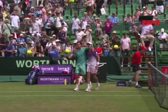 Fonseca chega como 2º favorito em Eastbourne e pula primeira rodada