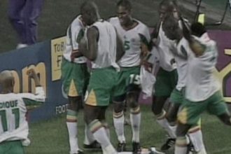 França e Senegal voltam a se enfrentar 24 anos após zebra histórica na Copa