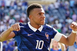 França estreia com goleada e Mbappé marca dois na Copa do Mundo 2026