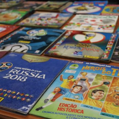 ga cho coleciona mais de 400 lbuns completos de figurinhas d 20260619