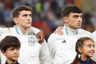 Gavi usa vaias como combustível após empate da Espanha na Copa
