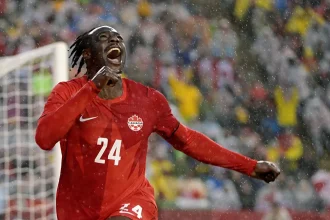 Do futebol amador à seleção do Canadá em quatro anos: saiba quem é Promise David