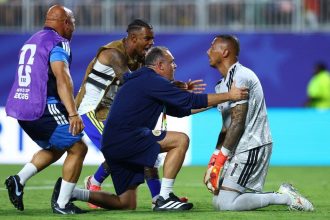 Goleiro bate recorde e Curaçao arranca empate histórico na Copa