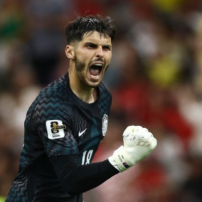 goleiro de 22 anos viraliza ap s estreia na copa e ganha 38 20260619