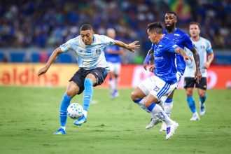 Grêmio fecha amistoso com Chapecoense e mira duelo contra Cruzeiro