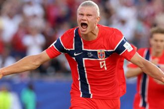Haaland brilha, Noruega goleia Iraque e lidera grupo na Copa