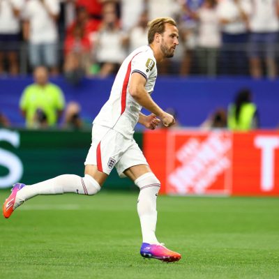 kane bate recorde hist rico e vira maior artilheiro de p nal 20260617