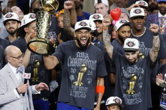 Knicks encerram jejum de 53 anos e conquistam título da NBA