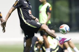 Lesionado e sem ritmo, Neymar ameaça planos do Brasil na Copa