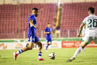 Maikon Aquino quebra jejum de 4 meses e garante vitória do Confiança na Série C