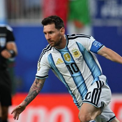 messi faz hat trick na 6 copa e entra para seleto grupo hist 20260617