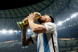 Messi iguala Klose e chega a 17 vitórias em Copas do Mundo