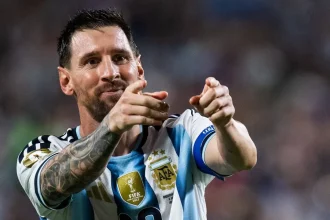 Messi marca três gols e Argentina estreia com goleada na Copa 2026