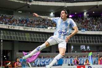 Náutico mira atacante argentino com passagem pelo futebol brasileiro