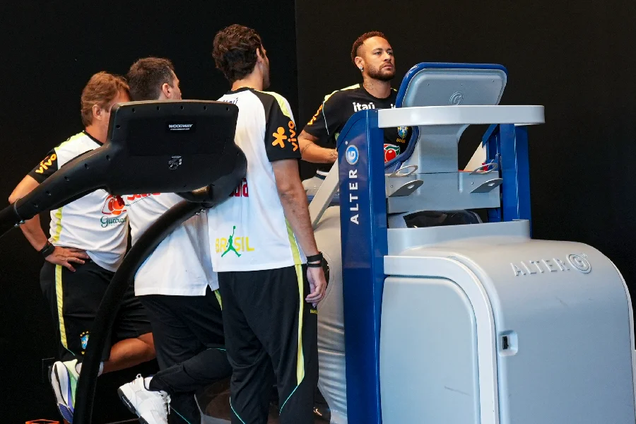 neymar treina pela 1 vez com a sele o mas jogo contra o hait 20260616