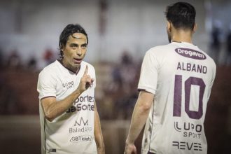 Recordista da Série B, Ricardinho mira acesso em 2027 pela Ferroviária
