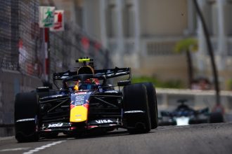 Red Bull contesta sistema de ADUO e nega vantagem da Mercedes na F1