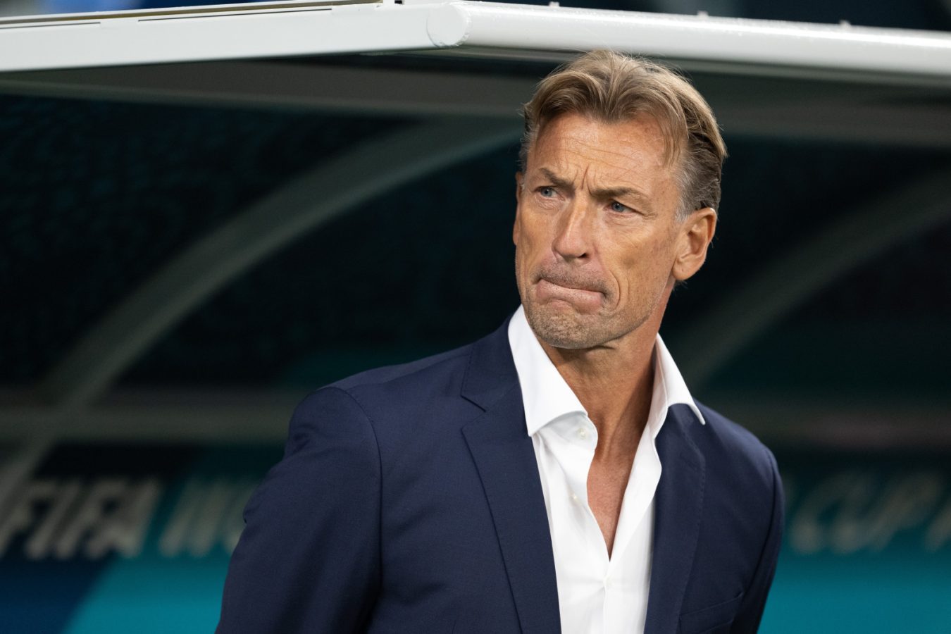 renard assume tun sia de surpresa durante viagem ao senegal 20260616
