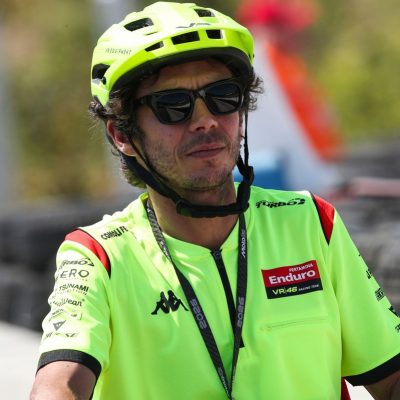 rossi defende bezzecchi e critica puni o por agress o a fisc 20260621