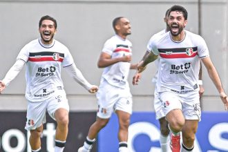 Santa Cruz usa escanteios como trunfo e segue invicto na Série C