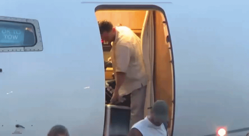 Messi desembarca em Kansas City para a Copa do Mundo